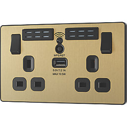 British General Evolve 13A 2-Gang SP Switched Wi-Fi Extender Socket + 2.1A 10.5W 1-Outlet Type A USB Charger Satin Brass with Black Inserts