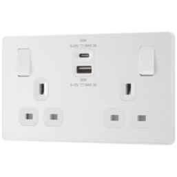 British General Evolve 13A 2-Gang SP Switched Socket + 3A 45W 2-Outlet Type A & C USB Charger Pearlescent White with White Inserts