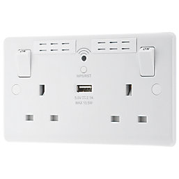 LAP  13A 2-Gang SP Switched Wi-Fi Extender + 2.1A 10.5W 1-Outlet Type A USB Charger White