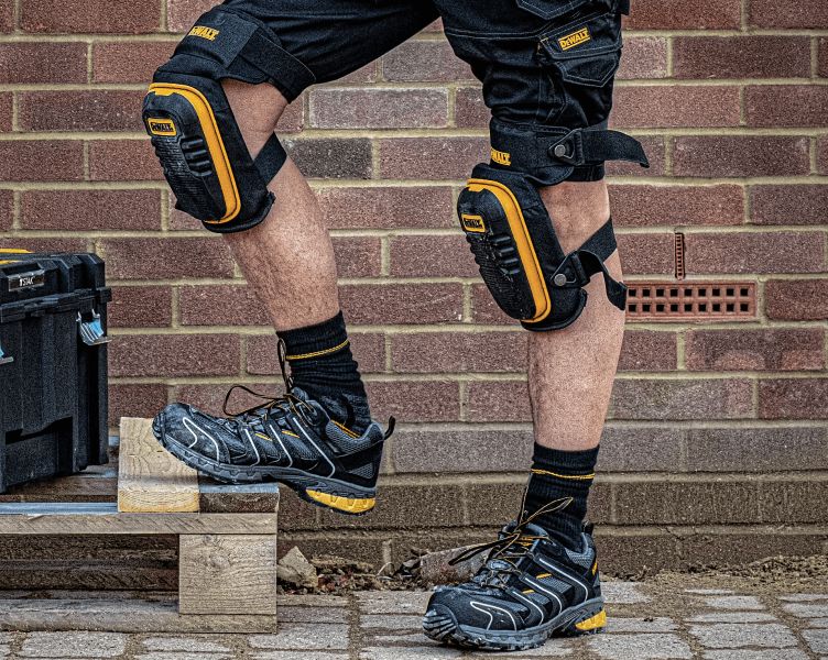 View All DEWALT Knee Pads & Inserts