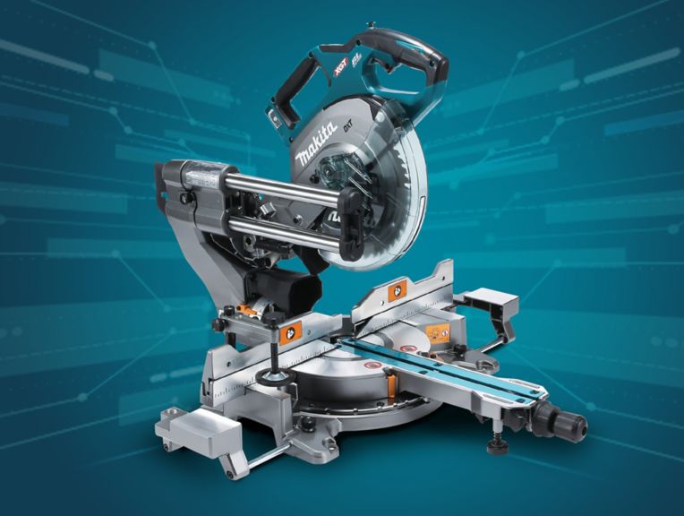View all Makita 40V Mitre Saws